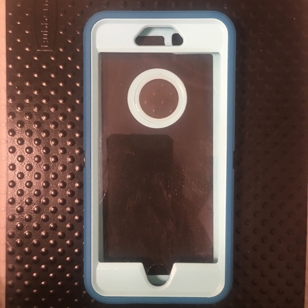 IPhone 6s Plus case similar to Otter box